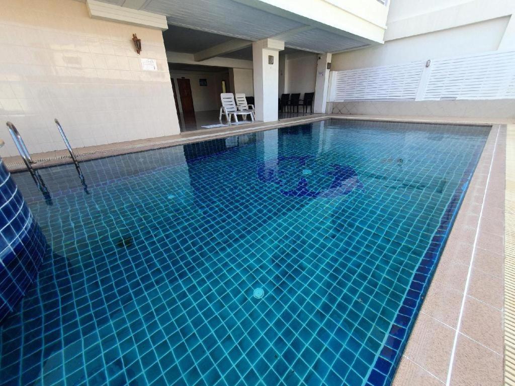 Sukwilai Hotel HHQ Exterior photo
